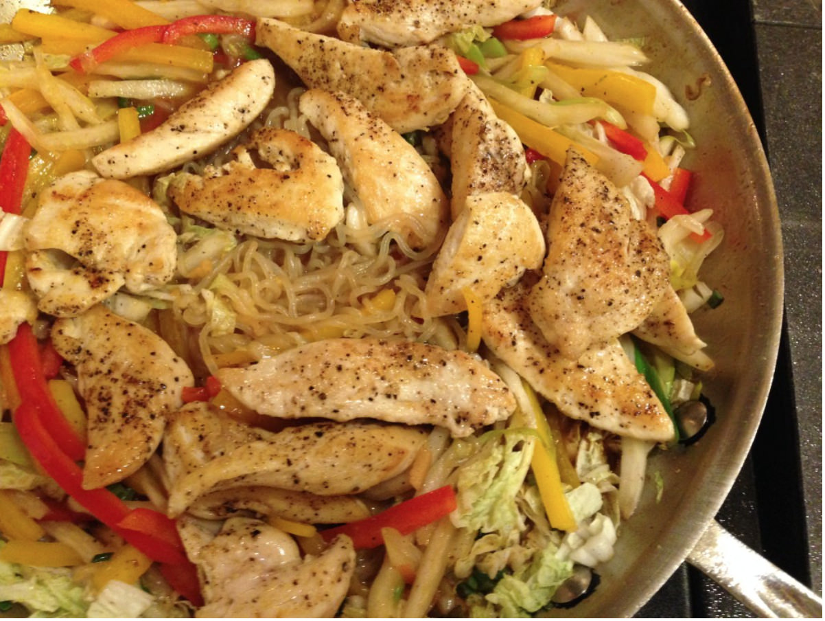 Ginger Chicken Stirfry with Shirataki Noodles - Living Fit Lifestyle